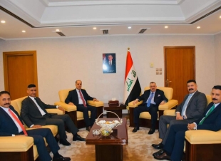 الوكيل البرزنجي يستقبل المهنئين من مكتب التصاريح الأمنية في وزارة الخارجية بمناسبة عيد الأضحى