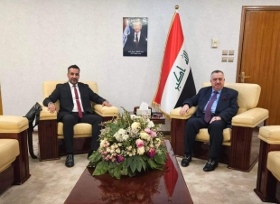 وكيل وزارة الخارجية  يستقبل الدكتور علاء حسين علوان اختصاص علم اللغات