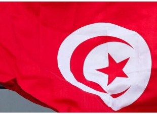 قاض تونسي يمنع وسائل الإعلام من تغطية قضيتي تآمر على أمن الدولة