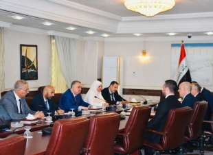 وكيل وزارة الخارجية للشؤون متعددة الأطراف والشؤون القانونية يستقبل سفير  الجمهورية التركية لدى جمهورية العراق