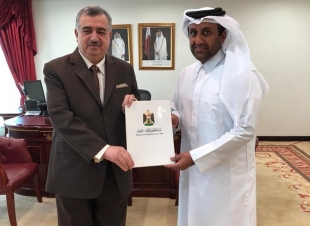 السفير عمر البزنجي يلتقي مع مدير ادارة المنظمات في وزارة خارجية دولة قطر الشقيقة.