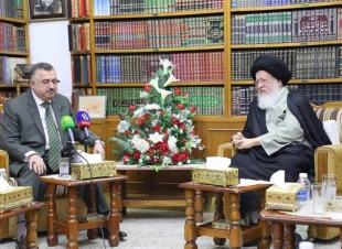 سماحة المرجع الديني آية الله العظمى الفقيه السيد حسين إسماعيل الصدر يستقبل وكيل وزارة الخارجية عمر البرزنجي