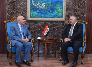 رئيس دائرة آسيا وأستراليا يلتقي السفير الفلسطينيّ لدى العراق