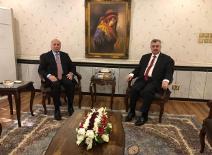 معالي السيد وزير الخارجية الدكتور فؤاد حسين يستقبل عمر البرزنجي سفير جمهورية العراق في دولة قطر الشقيقة