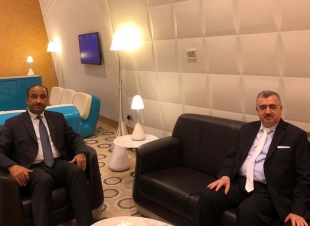  وزير الثقافة في جمهورية العراق يمر في الدوحة والسفير عمر البرزنجي في استقباله