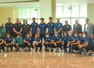 السفير البرزنجي يستقبل بعثة المنتخب الوطني العراقي في مطار الدوحة الدولي