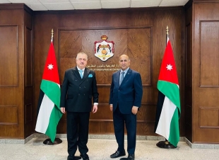 سفير جمهورية العراق لدى المملكة الأردنية الهاشمية يلتقي الأمين العام لوزارة الخارجية وشؤون المغتربين الأردنية