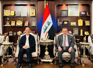 سفير جمهورية العراق لدى المملكة الأردنية الهاشمية يستقبل رئيس الاتحاد العراقي لكرة القدم