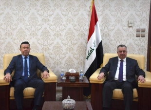 وكيل وزارة الخارجية عمر البرزنجي يستقبل سعادة السفير بكر الجاف في مكتبه