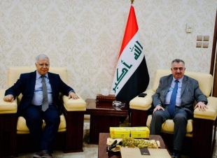  الوكيل البرزنجي يستقبل السفير المتقاعد الدكتور فريد ياسين