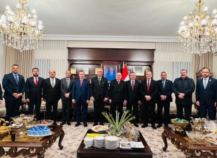 سفير جمهورية العراق لدى المملكة الأردنية الهاشمية يستقبل وفدًا عسكريًا عراقيًا وعددًا من الشخصيات