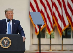 ترامب يؤجل حملته لتزامنها مع 