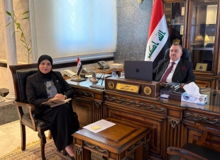 سفير جمهورية العراق (غير المقيم) لدى دولة فلسطين يشارك في لقاء افتراضي مع وزيرة الخارجية الفلسطينية