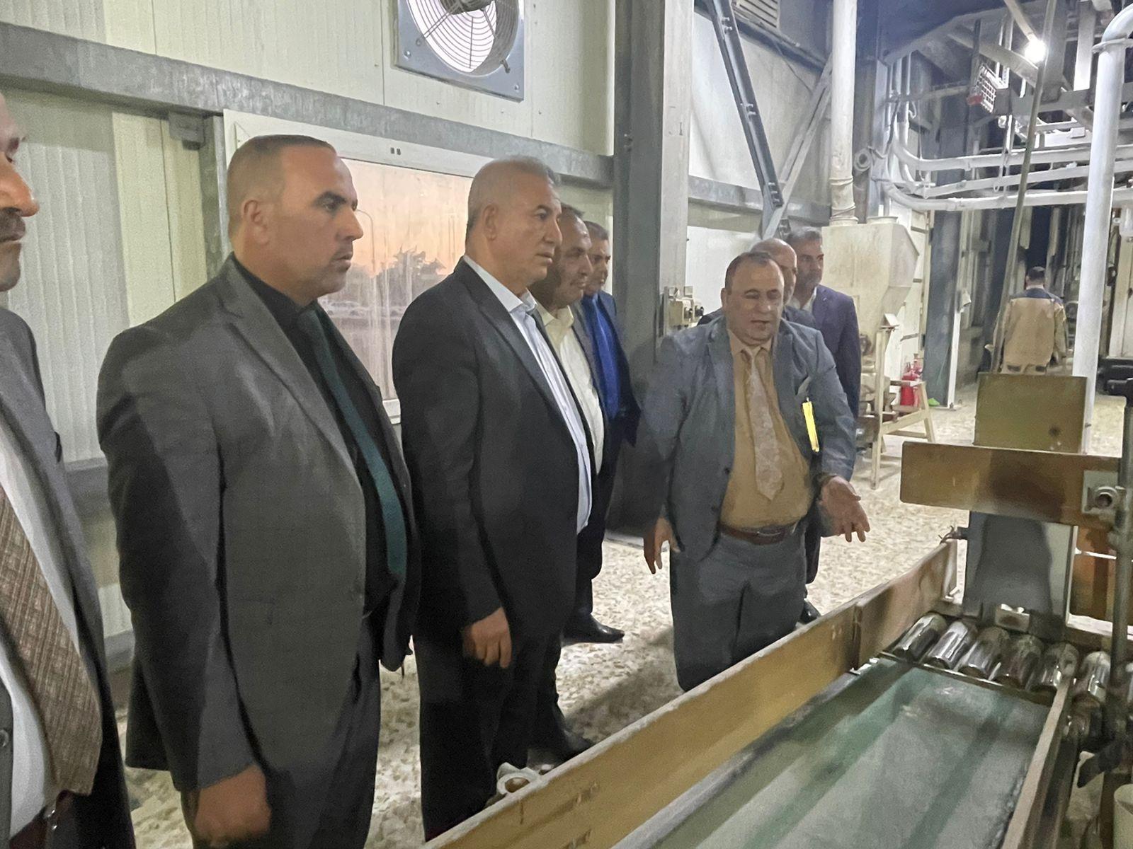 مؤكدا تجهيز مواطني ثلاث محافظات بالرز العنبر العراقي 