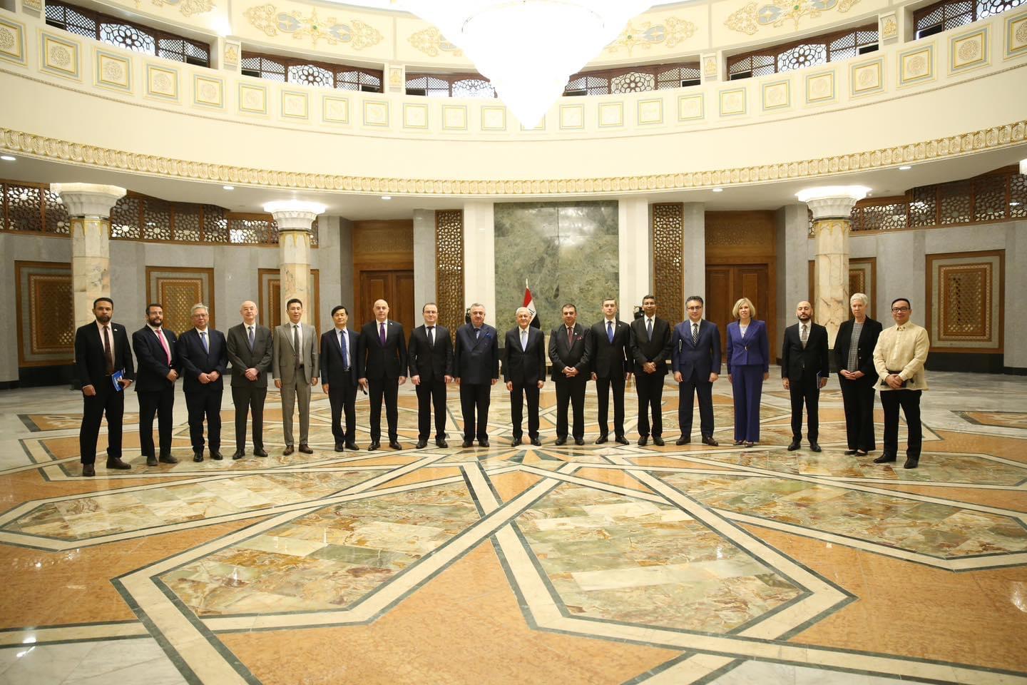 فخامة رئيس الجمهورية يستقبل رؤساء وممثلي البعثات الدبلوماسية الأجنبية في العراق