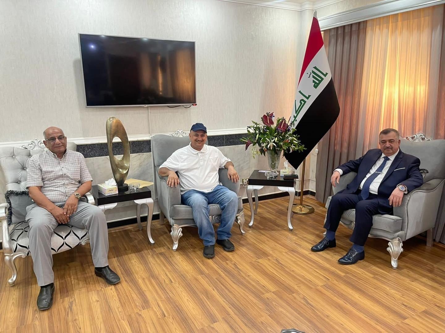 الوكيل البرزنجي يستقبل إعلاميًا بمكتبه في بغداد 