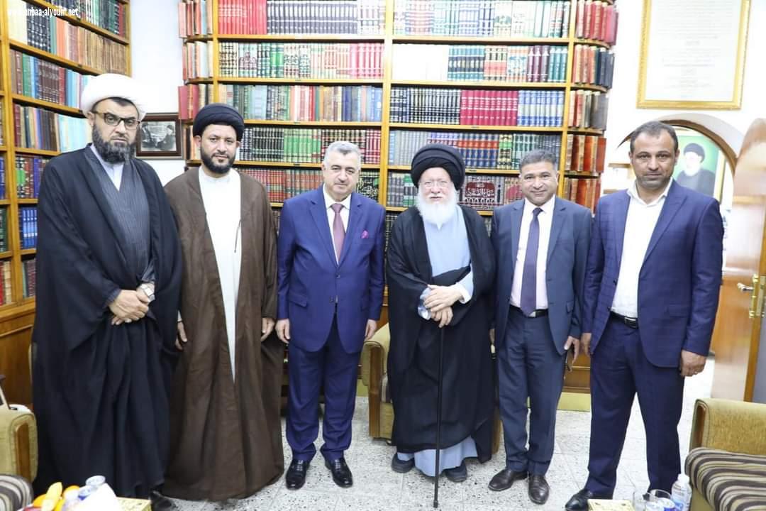 سماحة المرجع الفقيه آية الله السيد  حسين السيد اسماعيل الصدر يستقبل سفير جمهورية العراق  عمر البرزنجي في دولة قطر الشقيقة