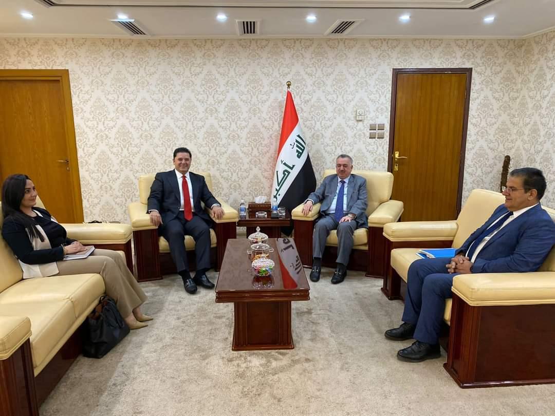  الوكيل البرزنجي يستقبل منسق مكتب التوصيات الدولية في حكومة إقليم كوردستان العراق
