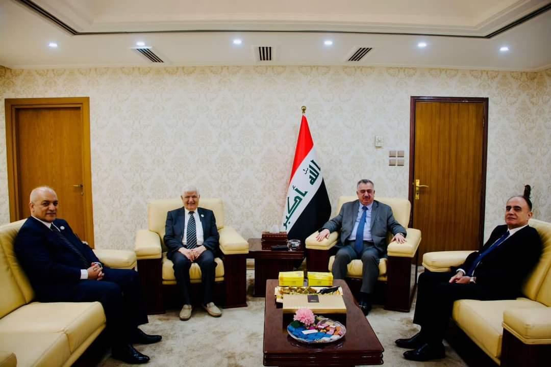 وكيل وزارة الخارجية للشؤون متعددة الأطراف والشؤون القانونية يستقبل رئيس مؤسسة الرئيس جلال طالباني 