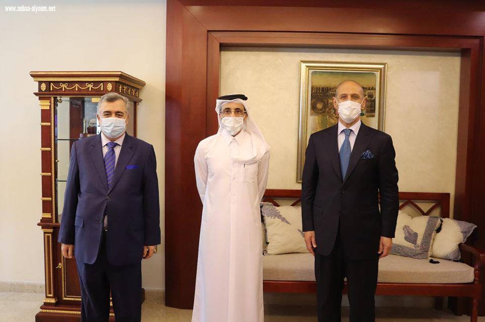لقاء يجمع  وزير الشباب والرياضة العراقي و وزير الثقافة والرياضة القطري بحضور السفير عمر البرزنجي
