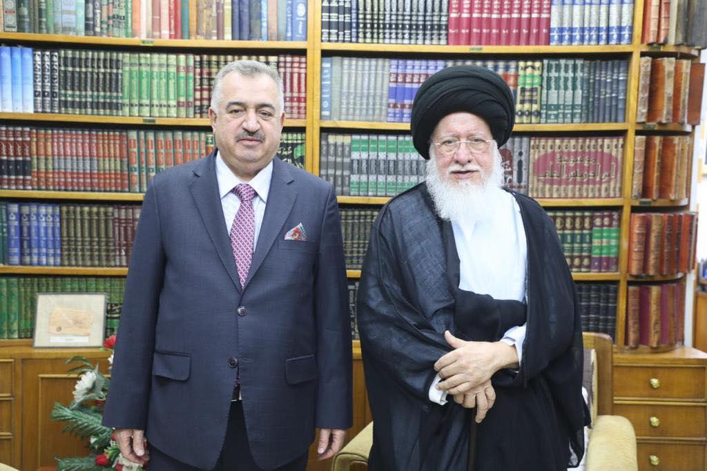 ‎ سماحة المرجع السيد حسين الصدر يستقبل الوكيل البرزنجي. 