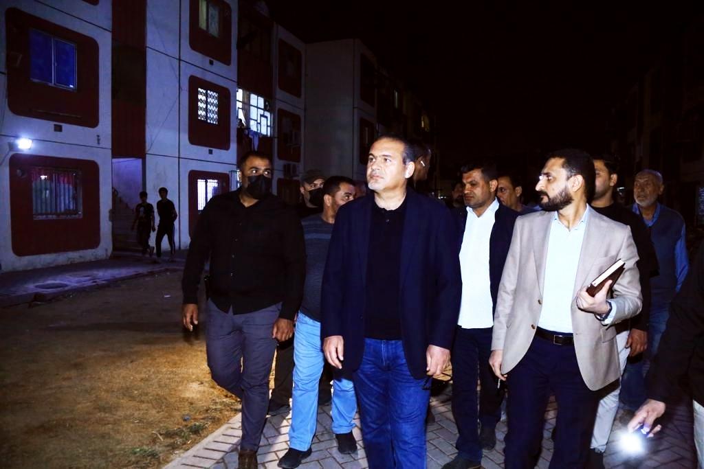 خلال جولة له بمدينة الصدر .. المعمار علاء معن يعلن قرب تطوير ٣٤ قطاعاً اضافة الى ١٥ قطاعاً و١٠ شوارع جاري العمل على تطويرها