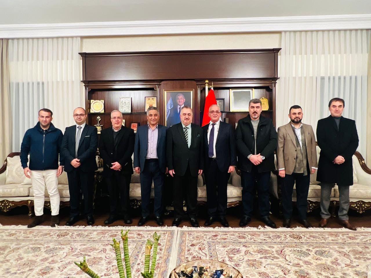 سفير جمهورية العراق لدى المملكة الأردنية الهاشمية يستقبل عددًا من الأطباء الأردنيين والشخصيات العراقية