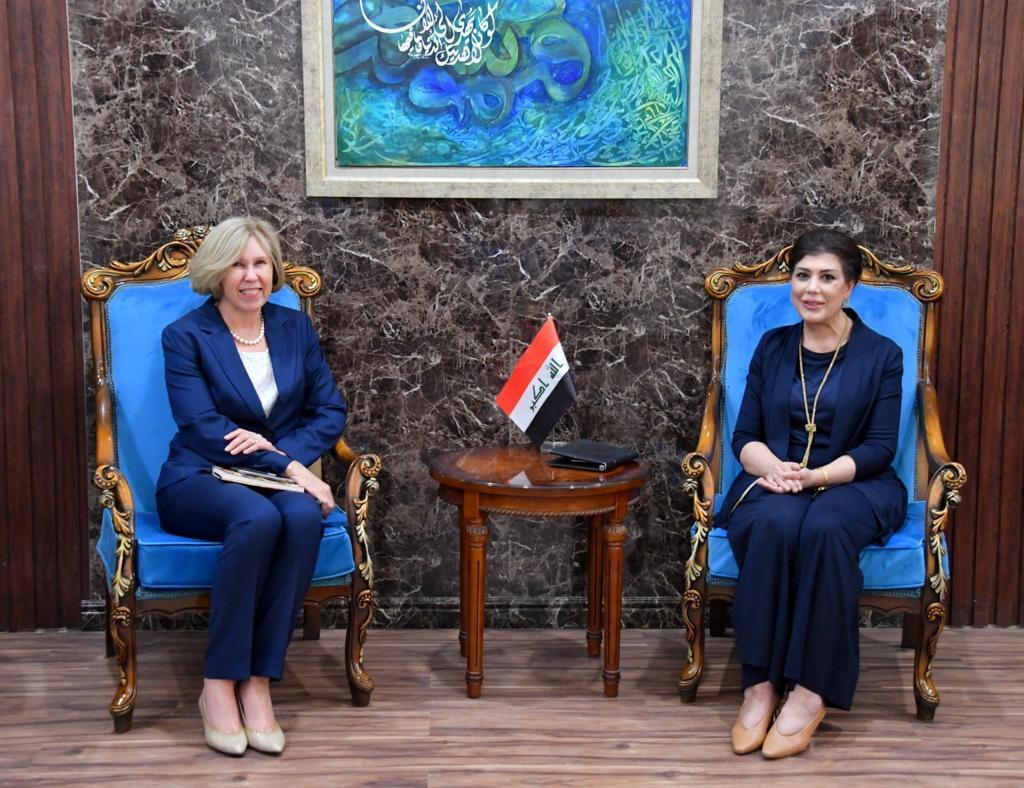 وكيلة الوزارة تستقبل السفيرة الأستراليَّة لدى العراق