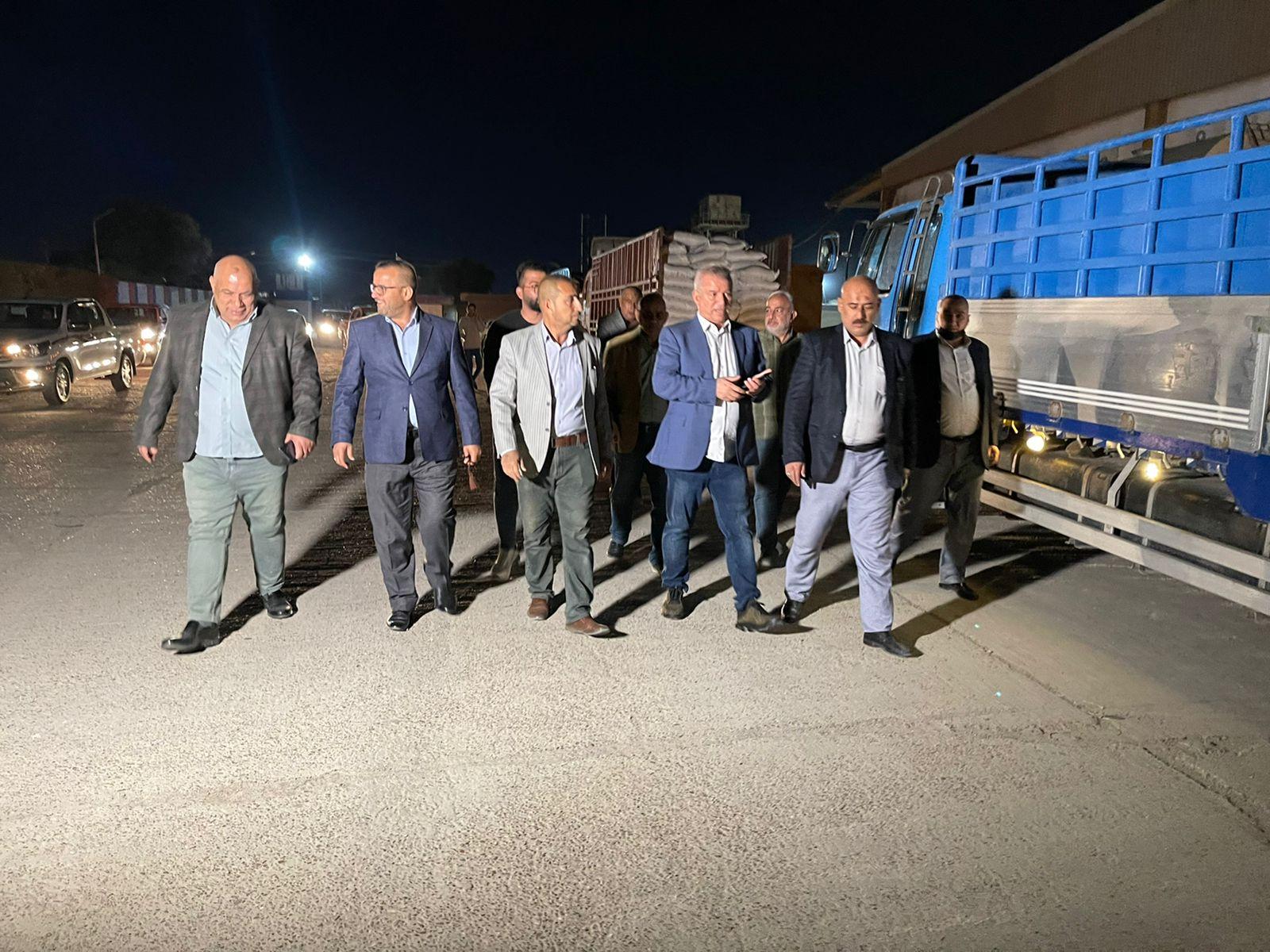 استكمالا لجولة ميدانية شملت عدة محافظات مدير عام الرقابة يطلع على نسب انجاز تجهيز السلة الغذائية