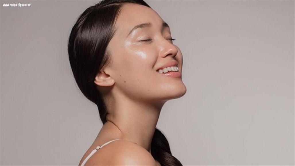 البشرة الزجاجية..ما هي وكيف تحصلين عليها؟