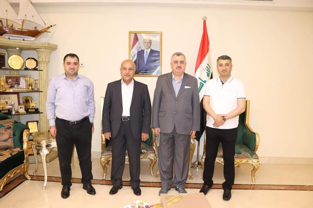 السفير عمر البرزنجي يستقبل أبناء عمته الكرام السيد الشيخ طه الشيخ رؤووف البرزنجي وشقيقه السيد الشيخ يوسف البرزنجي في دار السكن