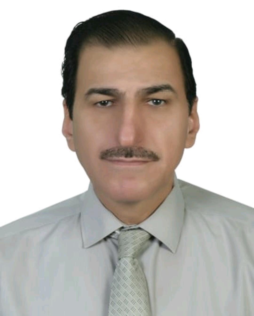 كلنا خرجنا من عباءة التعليم  لماذا لا تحتسب مخصصات اللقب الجامعي   ؟           ضياء المياح .