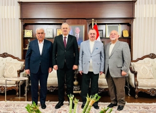 سفير جمهورية العراق لدى المملكة الأردنية الهاشمية يستقبل عددًا من الشخصيات العراقية في عمّان