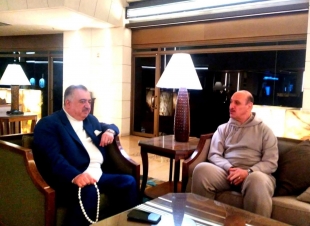 استقبل  سفير جمهورية العراق لدى المملكة الأردنية الهاشمية، السيد عمر البرزنجي، بعثةَ المنتخب الوطني العراقي في العاصمة عمّان، وذلك قبيل مغادرتها إلى مدينة مونتيري المكسيكية، استعدادًا لخوض مواجهة الملحق العالمي الحاسمة في الـ31 من الشهر الجاري.