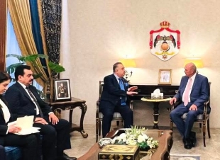 سفير جمهورية العراق لدى المملكة الأردنية الهاشمية يلتقي رئيس مجلس الأعيان الأردني
