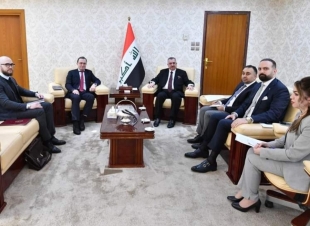 وكيل وزارة الخارجيَّة للشُؤُون مُتعددة الأطراف والشُؤُون القانونيَّة يستقبل السفير الروسي لدى العراق