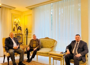 سفير جمهورية العراق لدى المملكة الأردنية الهاشمية يزور رئيس الوزراء العراقي الأسبق د. إياد علاوي