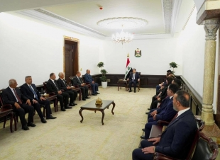 رئيس مجلس الوزراء السيد محمد شياع السوداني يستقبل نقيب وأعضاء مجلس نقابة الصحفيين العراقيين الجديد