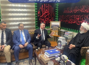 الوكيل البرزنجي يتشرف بزيارة ضريح جدهِ الإمام الحُسين وأخيه العباس (عليهم السلام)