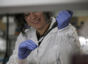 باحثون إسرائيليون يطورون لقاحا لفيروس كورونا