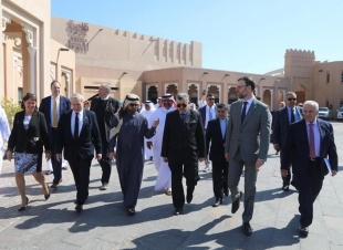 السفير البرزنجي يشارك في افتتاح معرض كتارا الدولي لحمام الزاجل