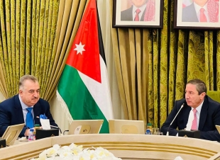 سفير جمهورية العراق لدى المملكة الأردنية الهاشمية يلتقي لجنة الأخوة الأردنية العراقية في مجلس الأعيان الأردني