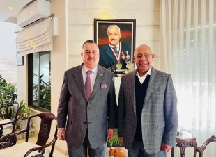 سفير جمهورية العراق لدى المملكة الأردنية الهاشمية يلبي دعوةً كريمة من لدن د. عبد المطلب العذاري