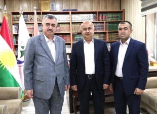 البرزنجي يزور مقر منظمة الرابطة الانسانية في السليمانية 