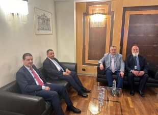 الوكيل البرزنجي يلتقي سفير جمهورية العراق لدى الكرسي الرسولي