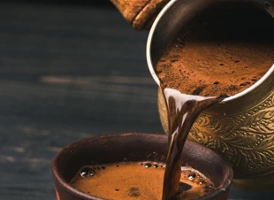 القهوة تشكل خطراً على مرضى ارتفاع ضغط الدم