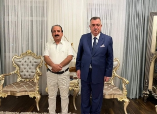 وكيل وزارة الخارجية البرزنجي يستقبل صديقًا عزيزًا في منزله.  . 